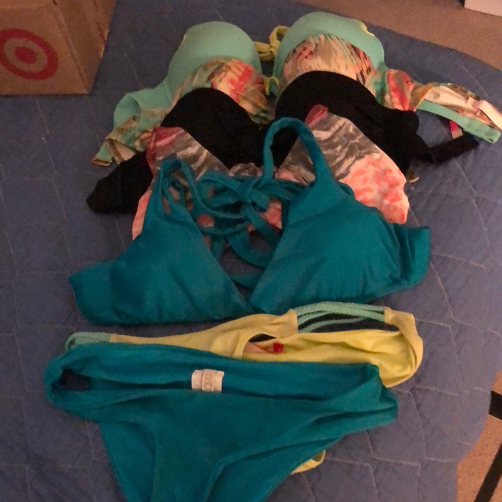 5 tops & 2 bottoms